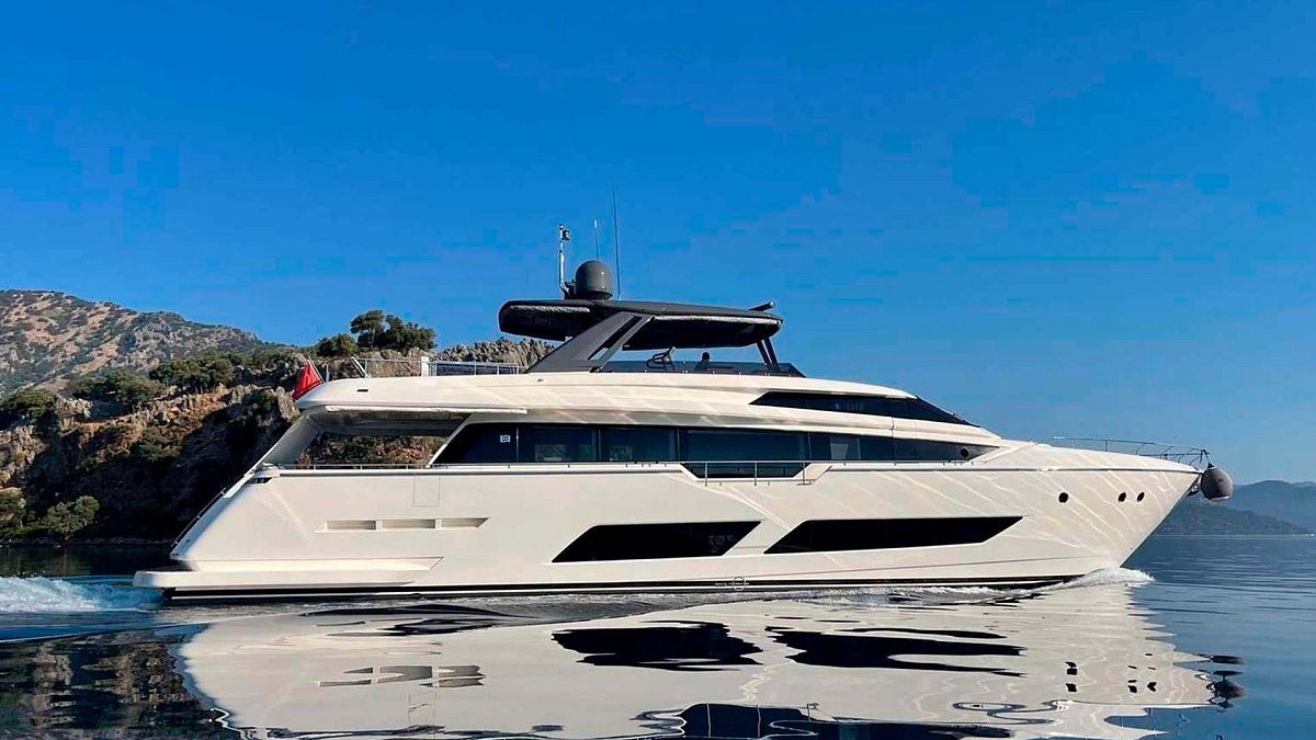 Аренда моторной яхты Ferretti 850 Shero в Турции
